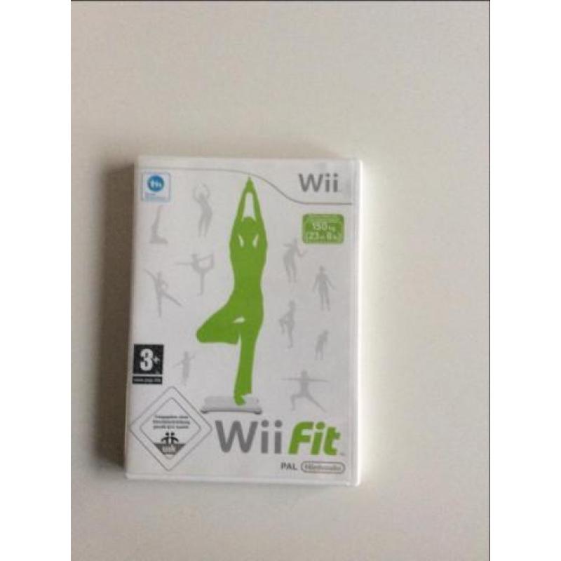 Nintendo Wii Plus + balancebord + 2 consoles