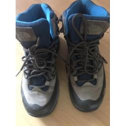Zeer fijne dameswandelschoenen The North Face maat 38