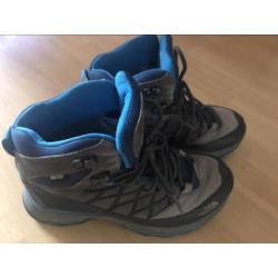 Zeer fijne dameswandelschoenen The North Face maat 38