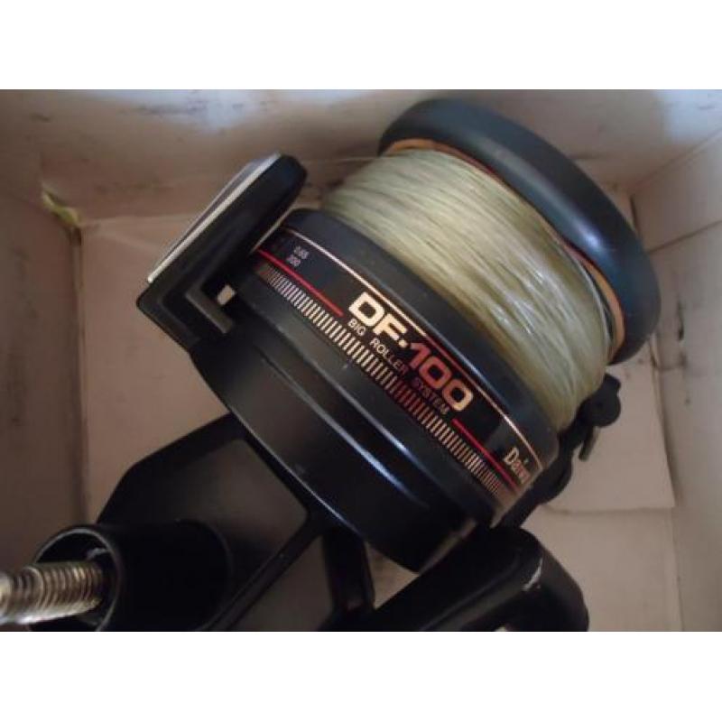 Vismolen Daiwa DF 100 M Spinning Reel Big Roller Geresv Omr